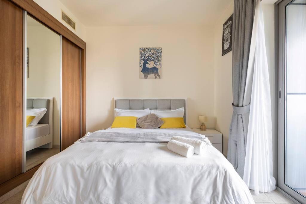 Appartement Enjoyable 2br In Marina Dubai